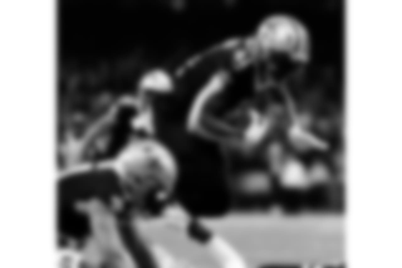 Saints 20 - Eagles 14 (W)
Divisional Game
Michael C. Hebert