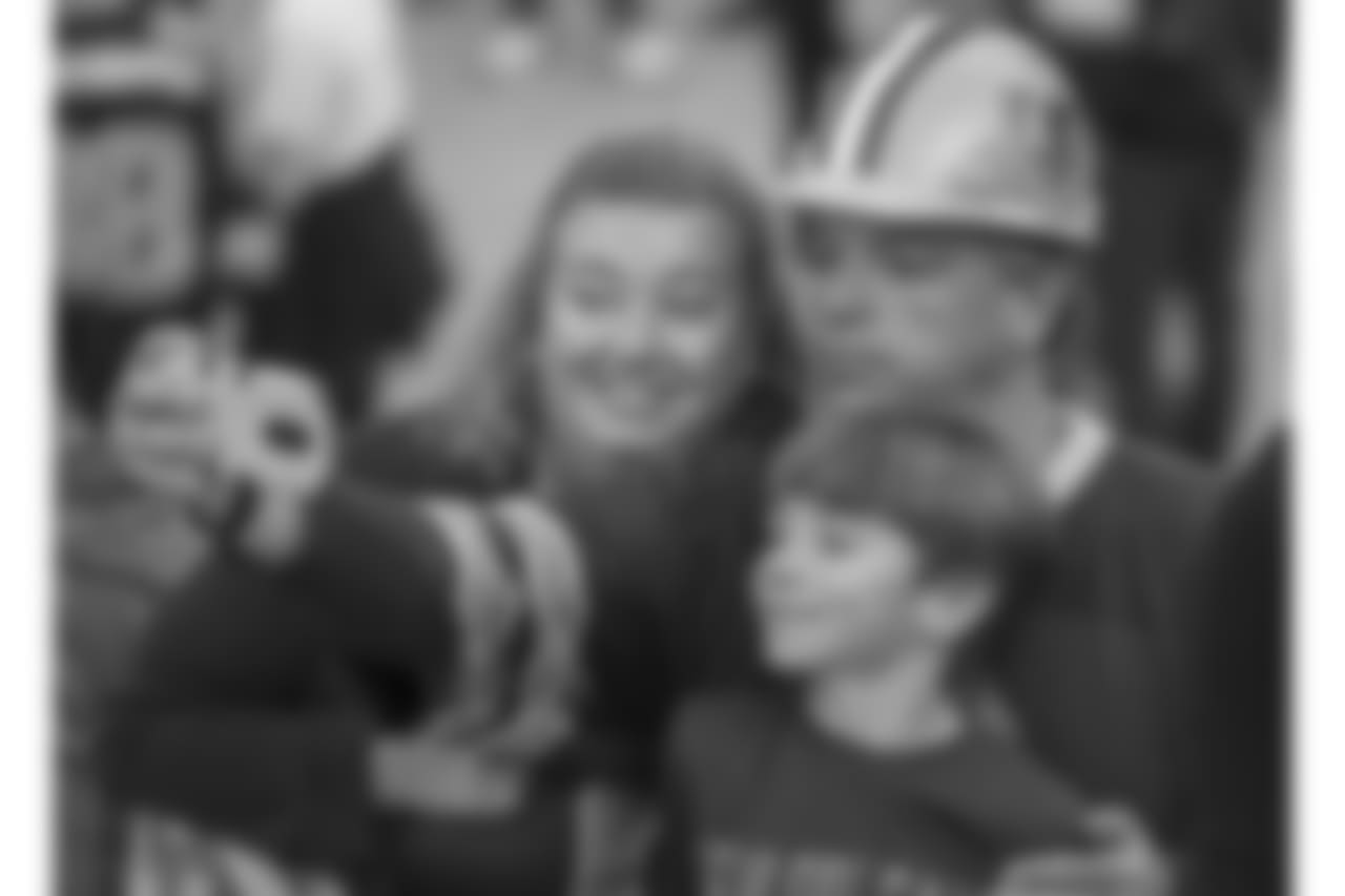 Gallery-Fans-2560-1440-0659