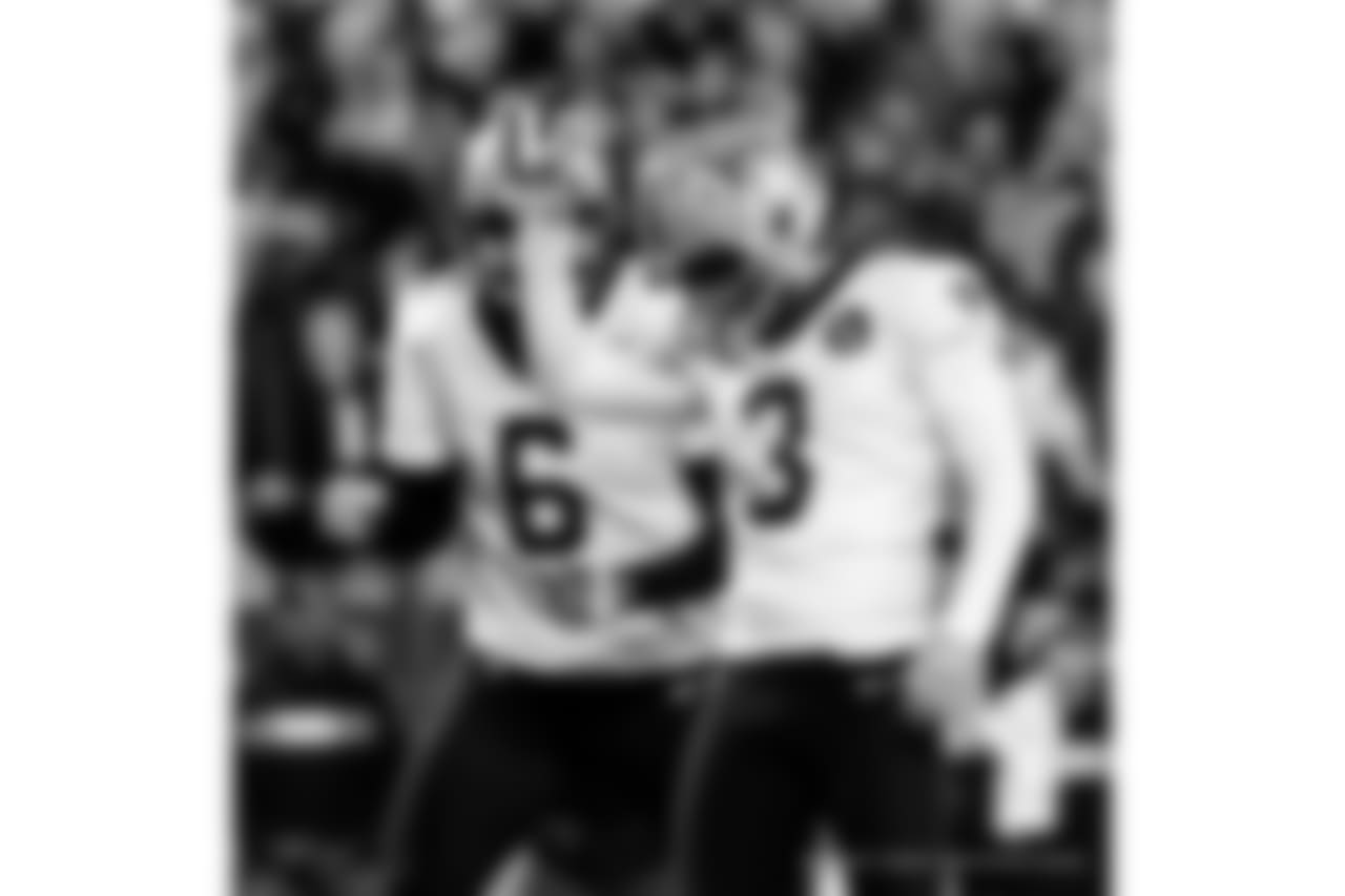 Saints 12 - Carolina 9 (W)
New Orleans Saints 2018 Season
Michael C. Hebert