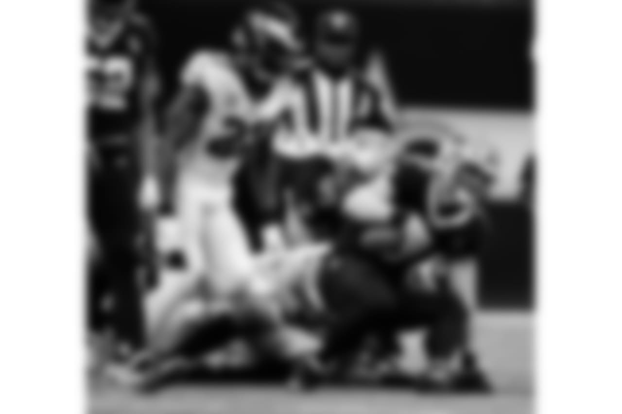 Saints 20 - Eagles 14 (W)
Divisional Game
Michael C. Hebert