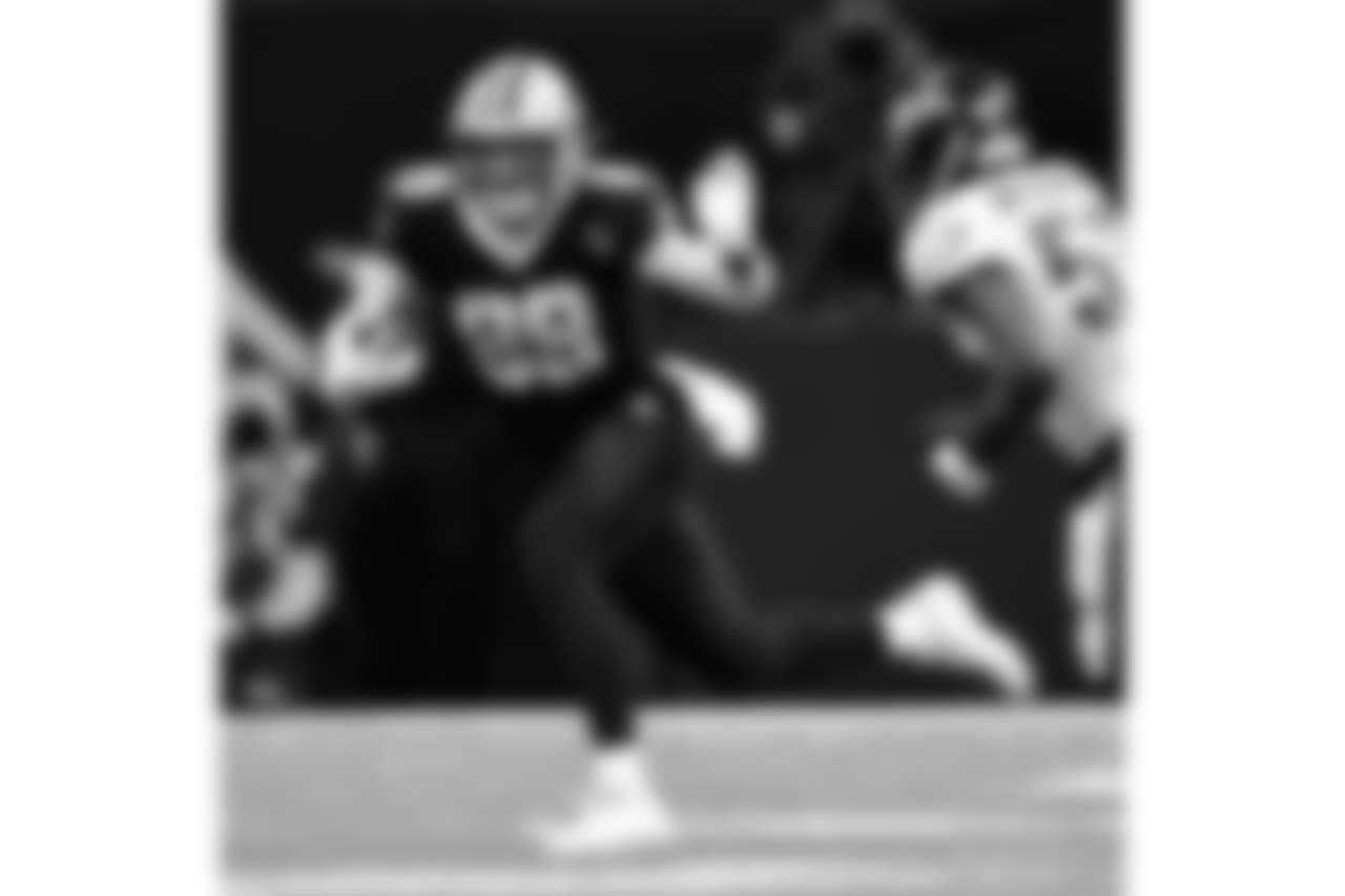 Saints 20 - Eagles 14 (W)
Divisional Game
Michael C. Hebert