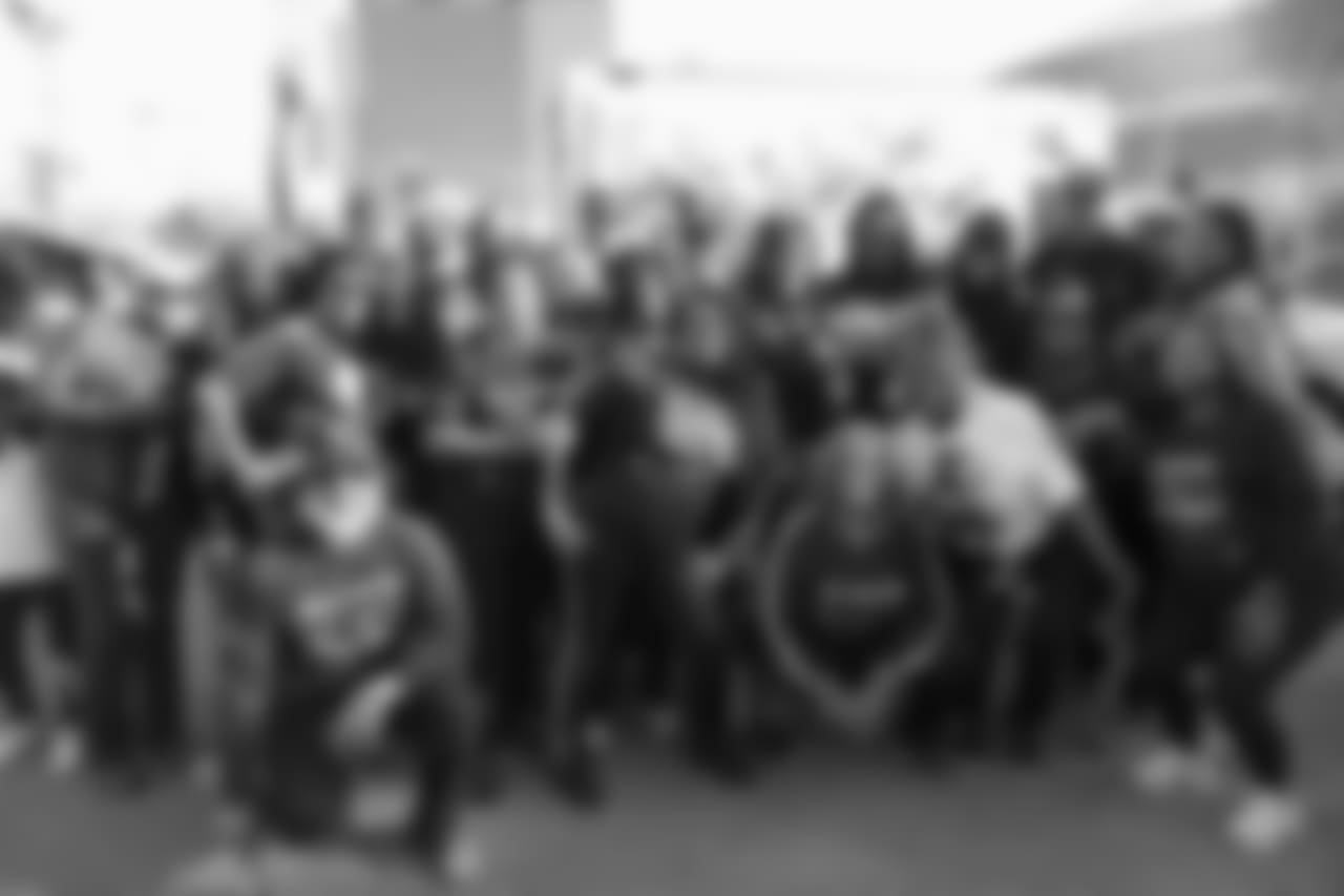 Gallery-Fans-2560-1440-0126
