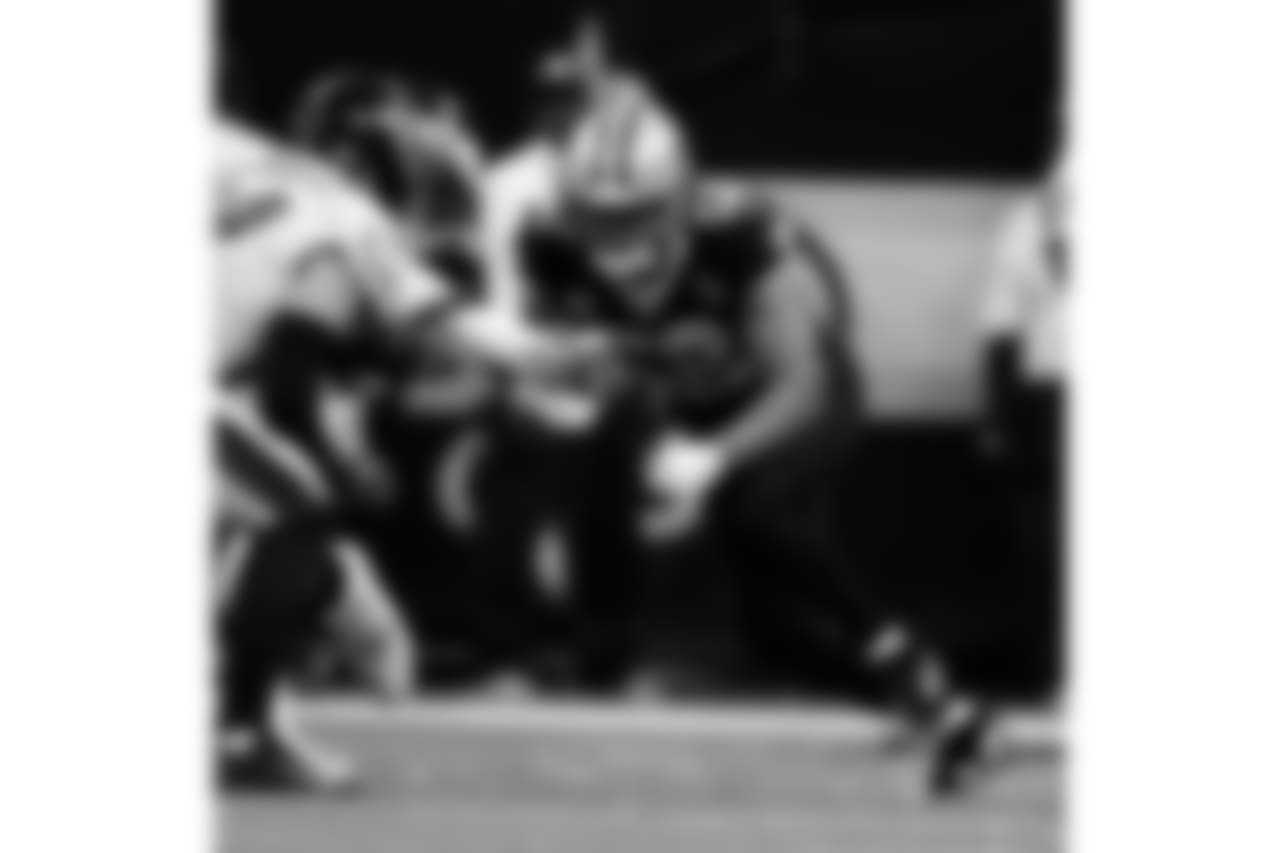 Saints 20 - Eagles 14 (W)
Divisional Game
Michael C. Hebert
