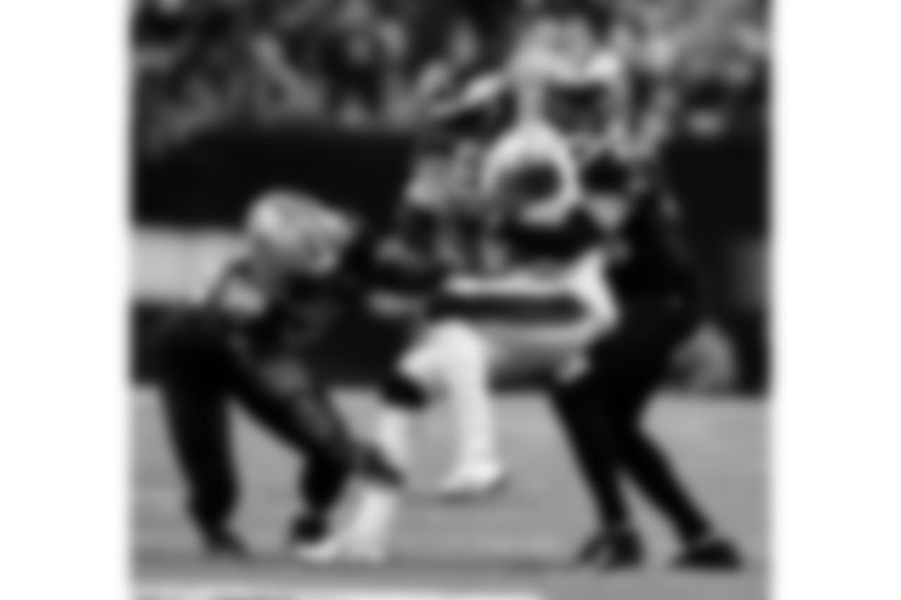 Saints 20 - Eagles 14 (W)
Divisional Game
Michael C. Hebert