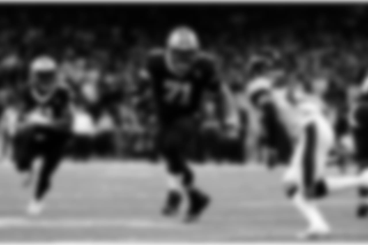 Saints 20 - Eagles 14 (W)
Divisional Game
Michael C. Hebert