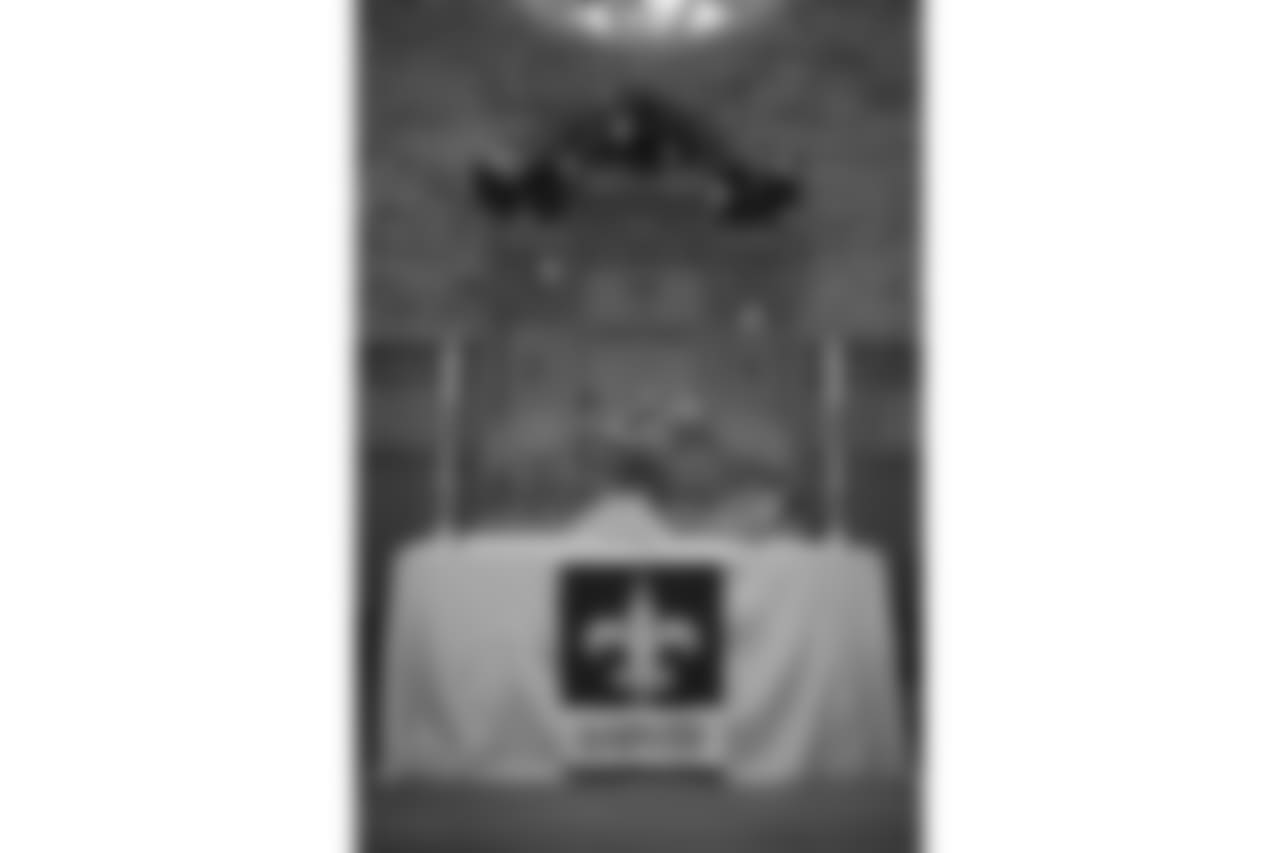 Gallery_BoycottSuperBowl53_Fans_Church020319_02