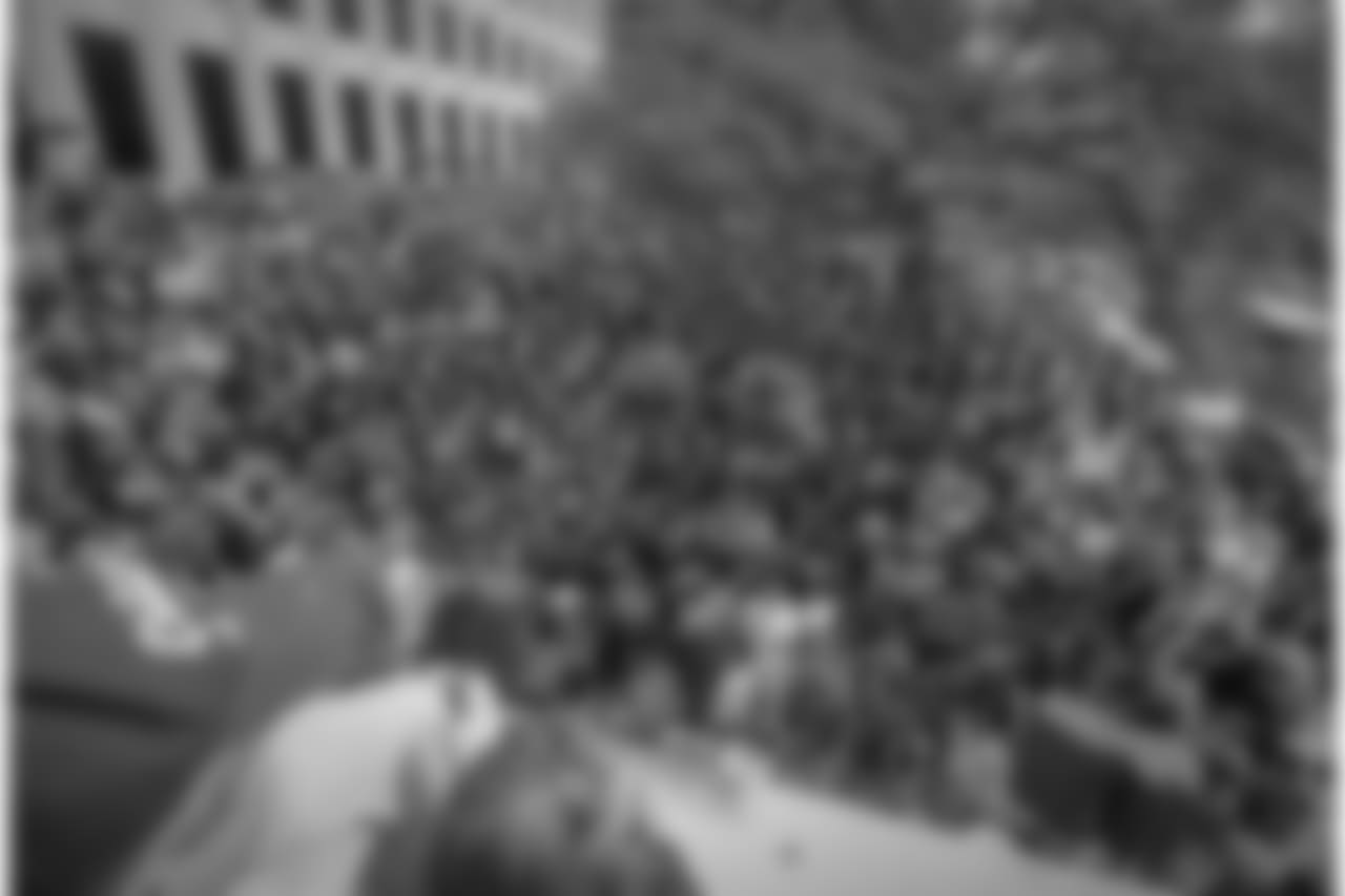 Gallery-pep-rally-saints-fever-2560-14400919