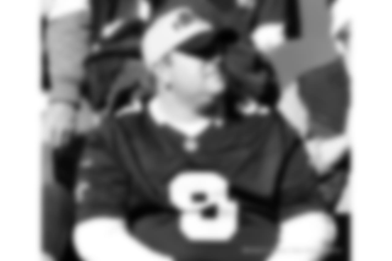 Gallery-Reg-Wk7-Saints-Ravens-Fans-B-102118-024