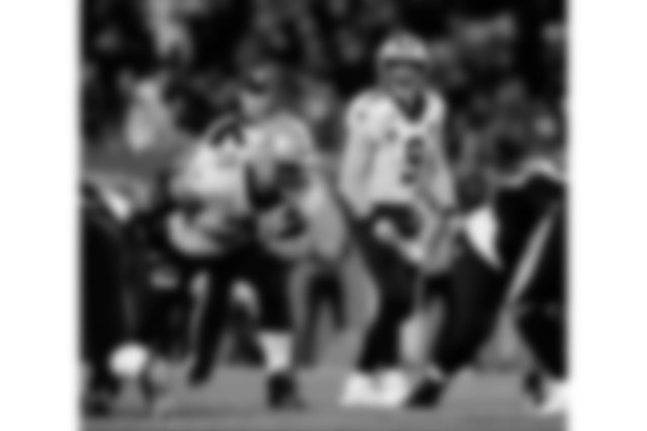 Saints 12 - Carolina 9 (W)
New Orleans Saints 2018 Season
Michael C. Hebert