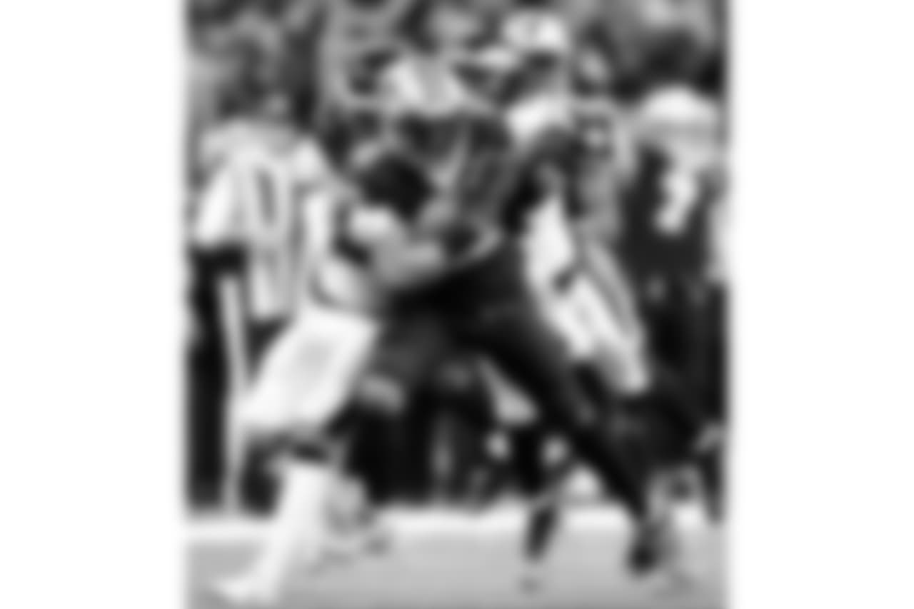 Saints 20 - Eagles 14 (W)
Divisional Game
Michael C. Hebert