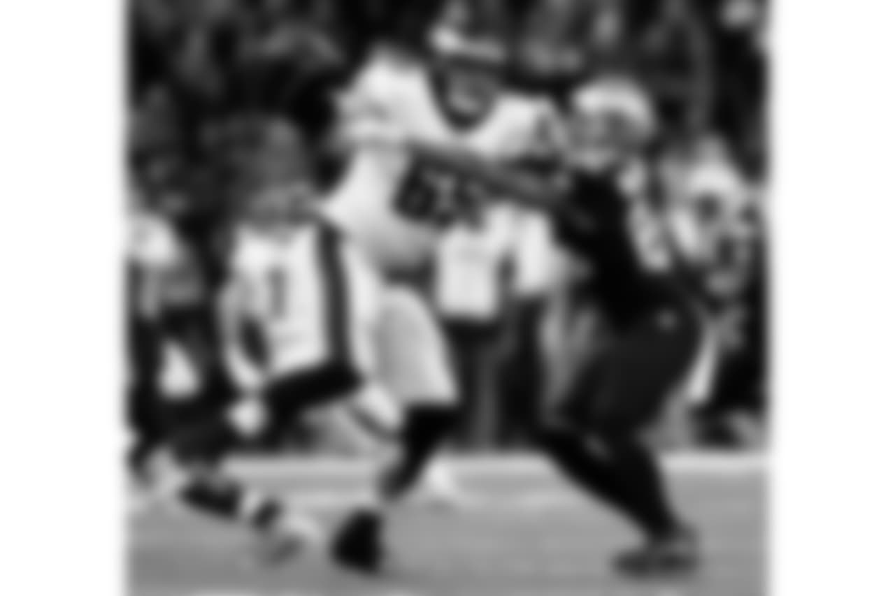 Saints 20 - Eagles 14 (W)
Divisional Game
Michael C. Hebert