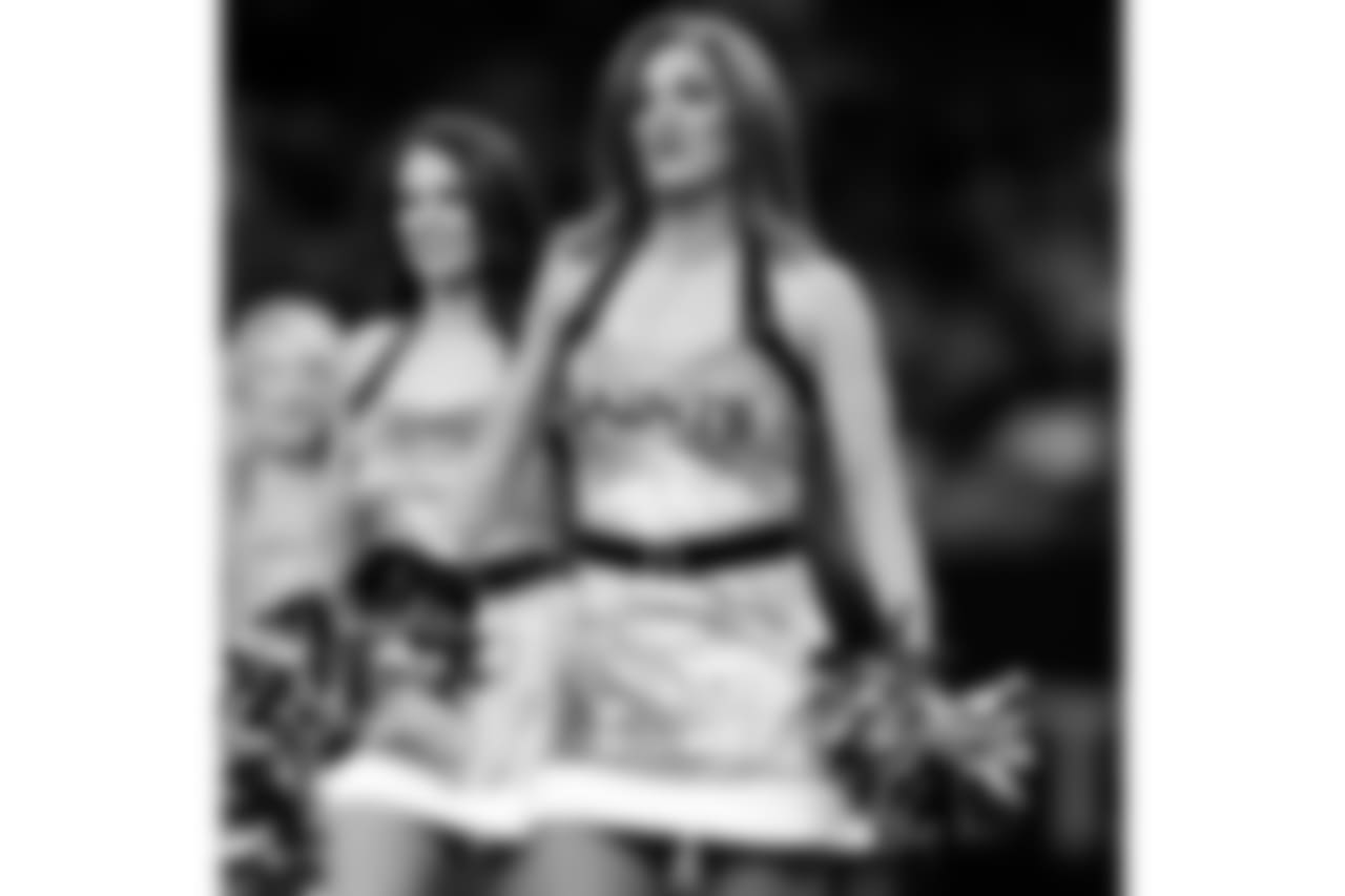 Gallery_Faces_Saintsations_Megan_011819_10