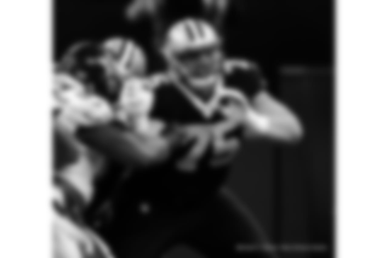 Saints 20 - Eagles 14 (W)
Divisional Game
Michael C. Hebert