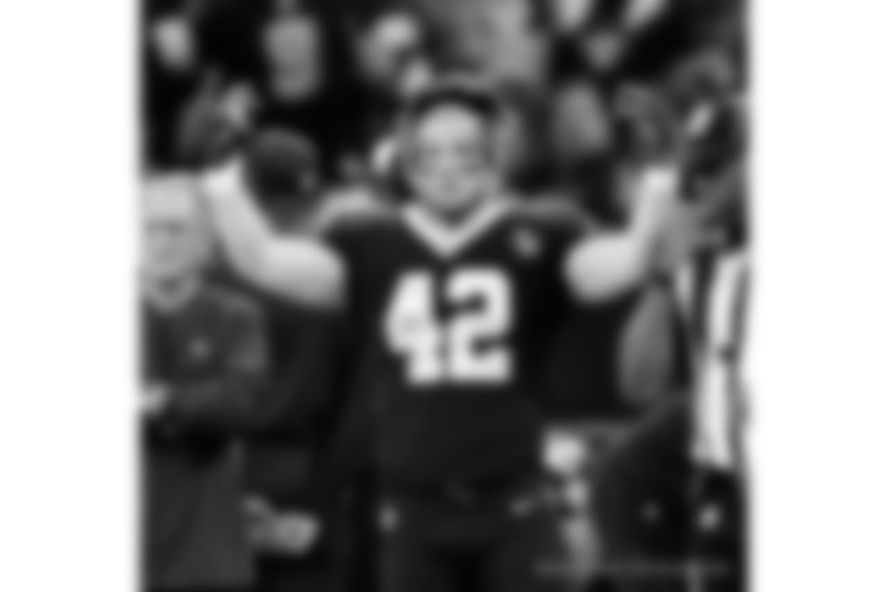 Saints 20 - Eagles 14 (W)
Divisional Game
Michael C. Hebert