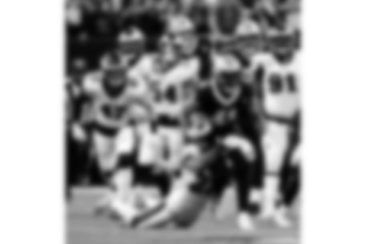 Saints 20 - Eagles 14 (W)
Divisional Game
Michael C. Hebert