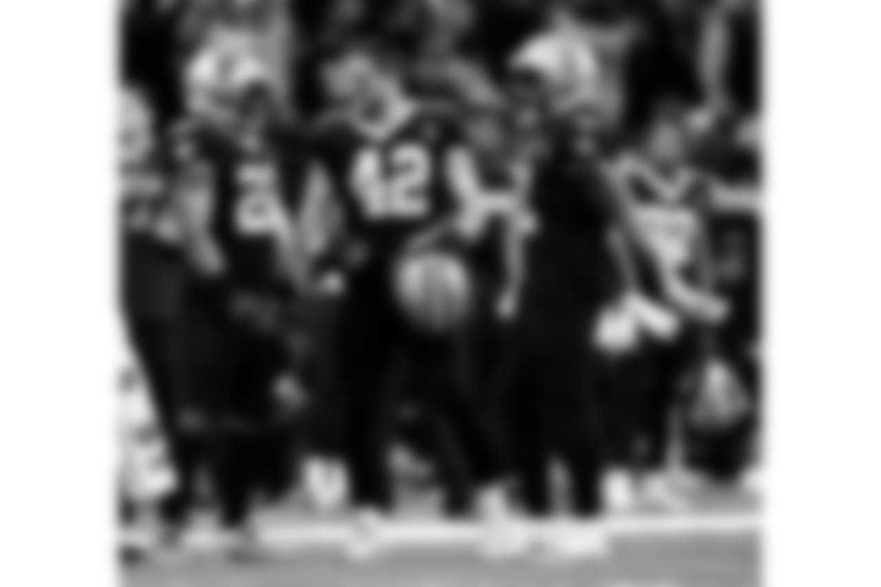 Saints 20 - Eagles 14 (W)
Divisional Game
Michael C. Hebert