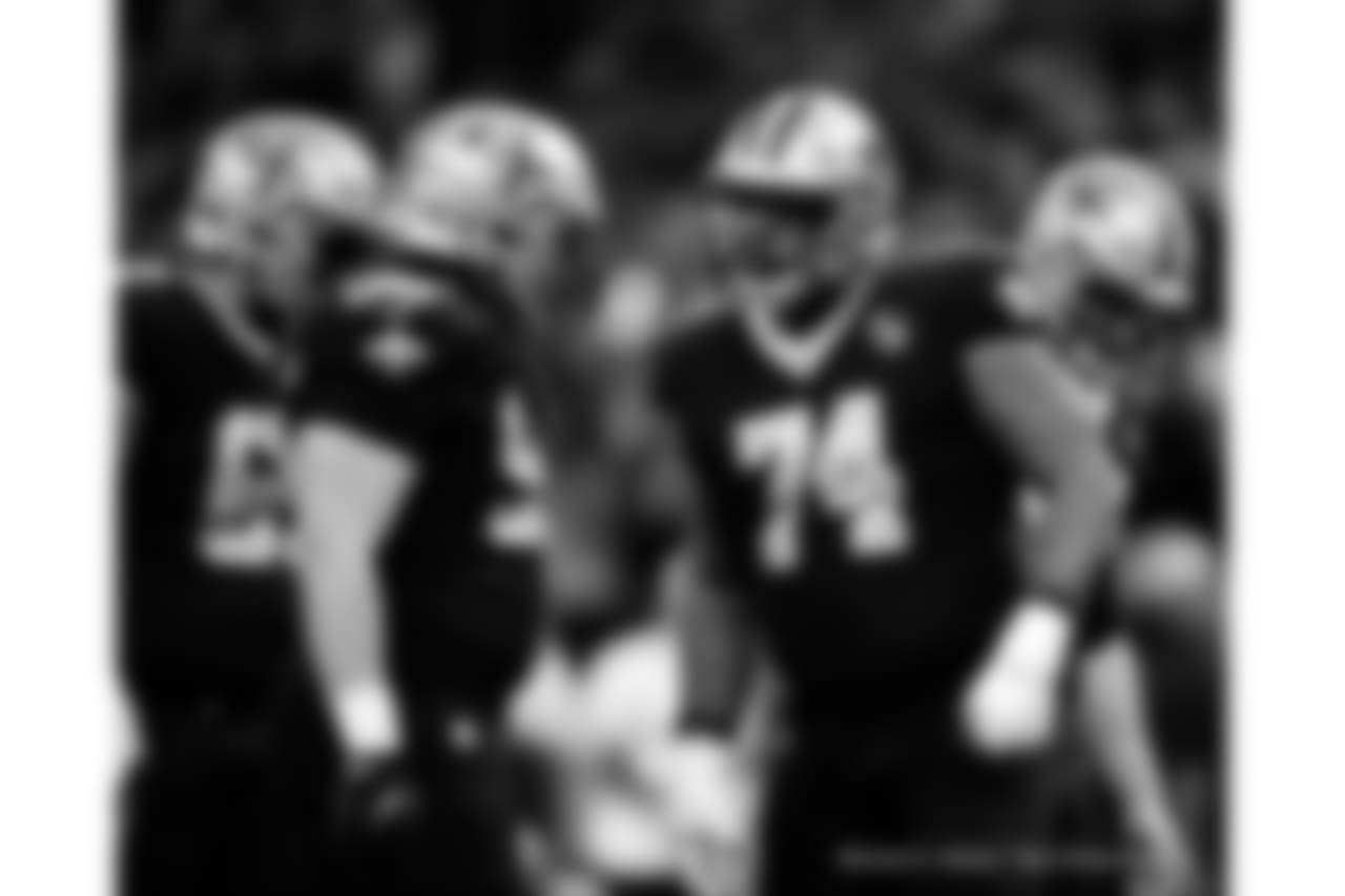 Saints 20 - Eagles 14 (W)
Divisional Game
Michael C. Hebert