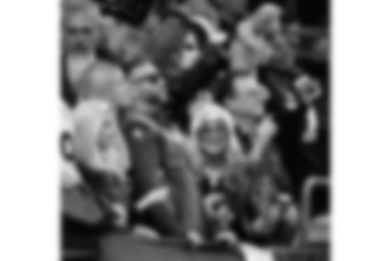 Gallery-NOSPIT-WK16-2560-0596