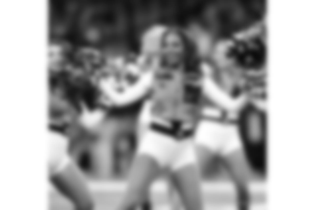 Gallery_Faces_Saintsations_denee010419_15