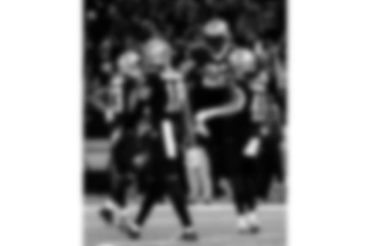 Saints 20 - Eagles 14 (W)
Divisional Game
Michael C. Hebert