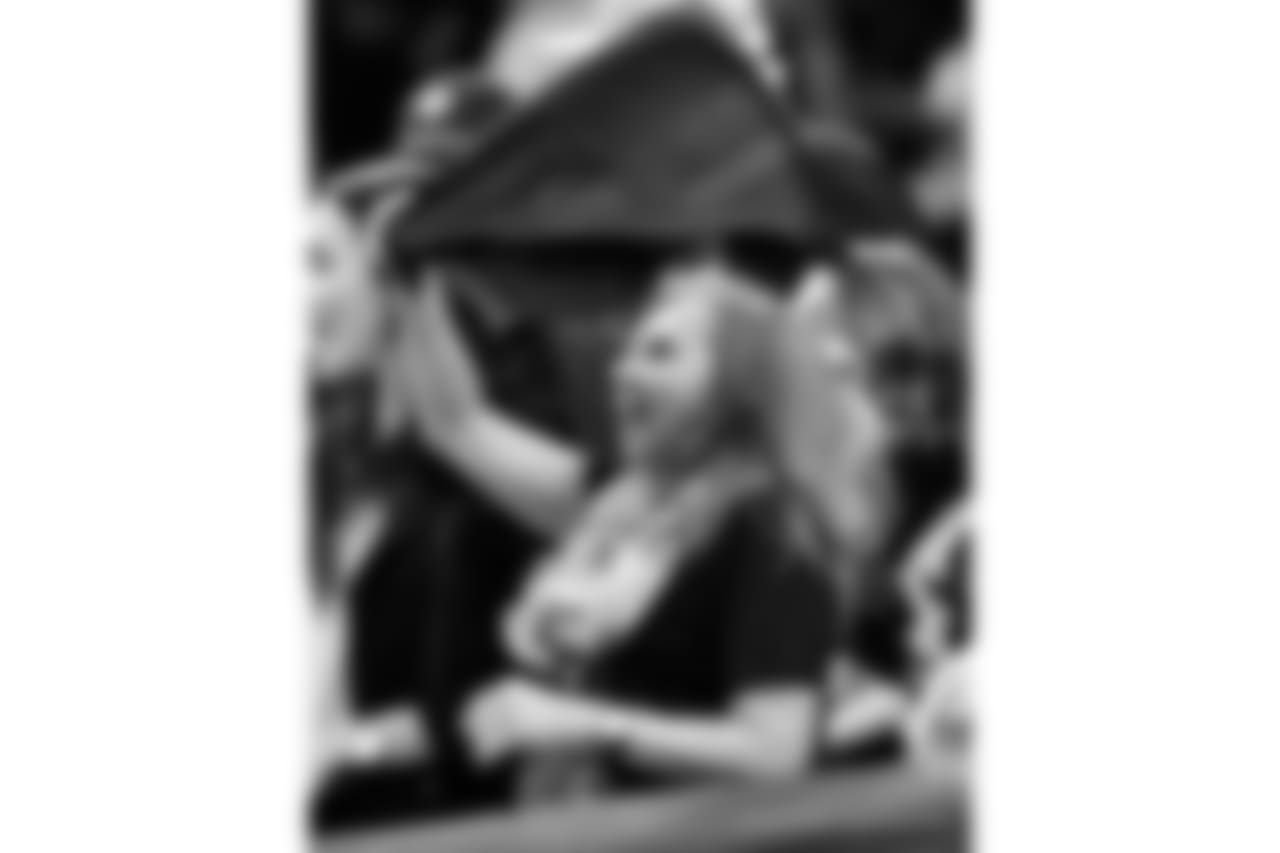 Gallery-NOSLAR-WK9-110418-0149