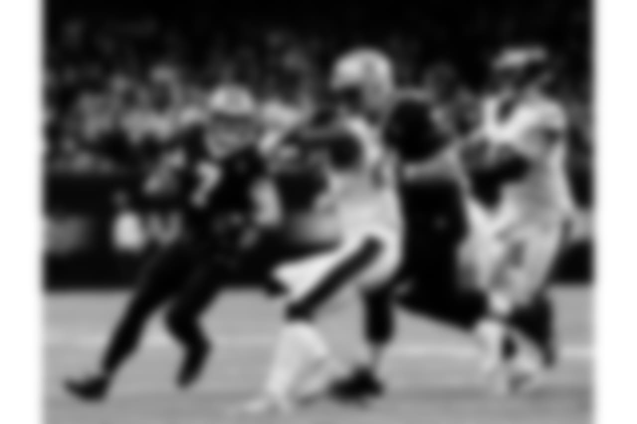 Saints 20 - Eagles 14 (W)
Divisional Game
Michael C. Hebert
