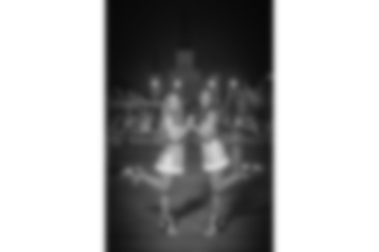 Gallery-Saintsations-xmas-2560-1440-0331