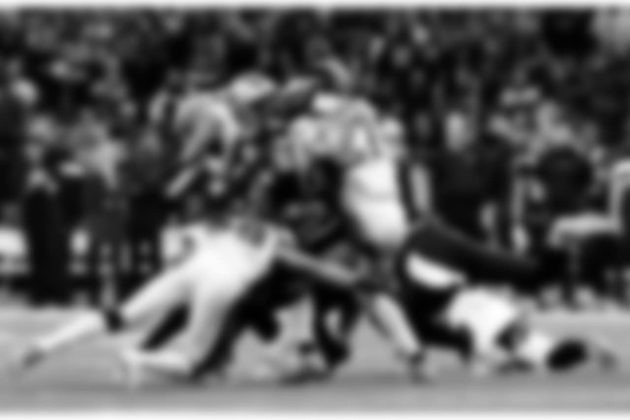 Saints 20 - Eagles 14 (W)
Divisional Game
Michael C. Hebert
