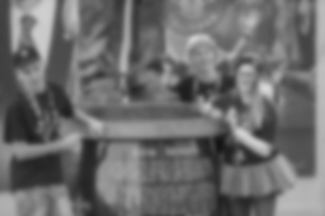 Gallery-Fans-2560-1440-0560