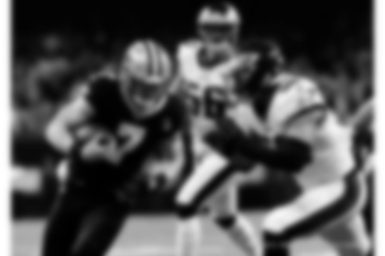 Saints 20 - Eagles 14 (W)
Divisional Game
Michael C. Hebert