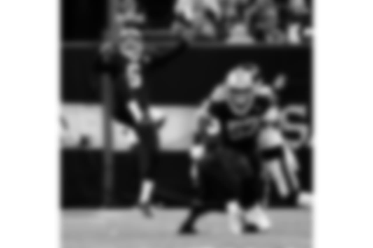 Saints 20 - Eagles 14 (W)
Divisional Game
Michael C. Hebert
