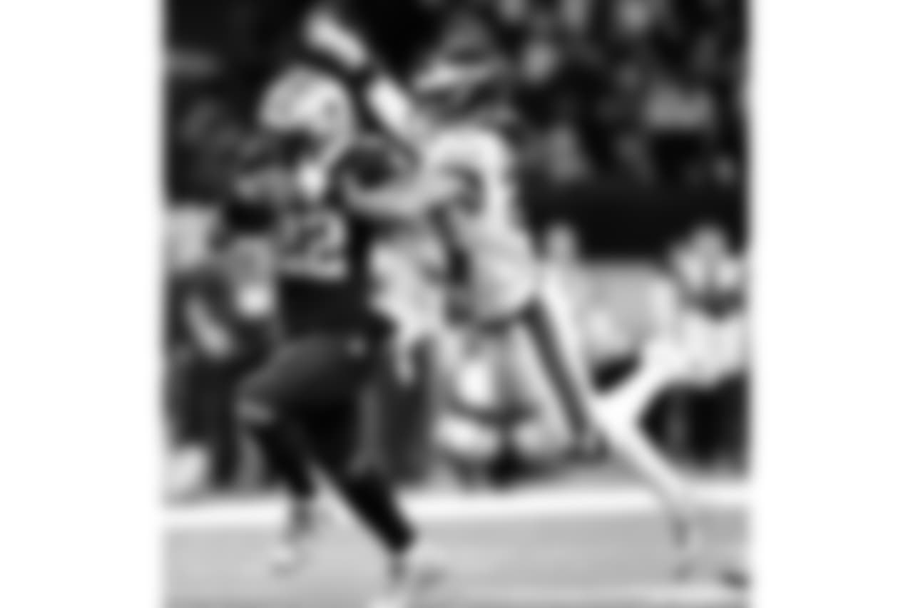 Saints 20 - Eagles 14 (W)
Divisional Game
Michael C. Hebert