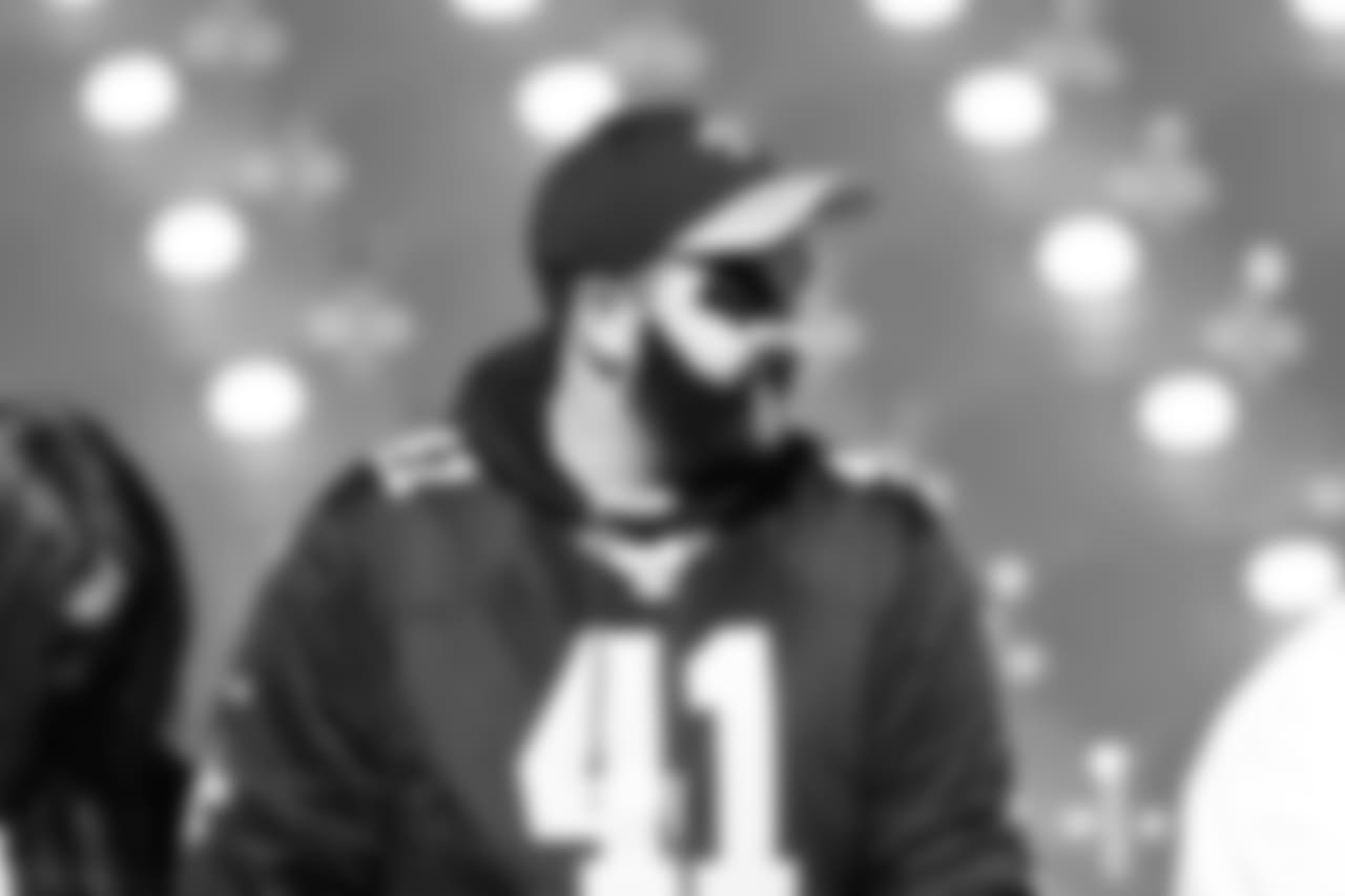 Gallery-Reg-Wk7-Saints-Ravens-Fans-B-102118-013
