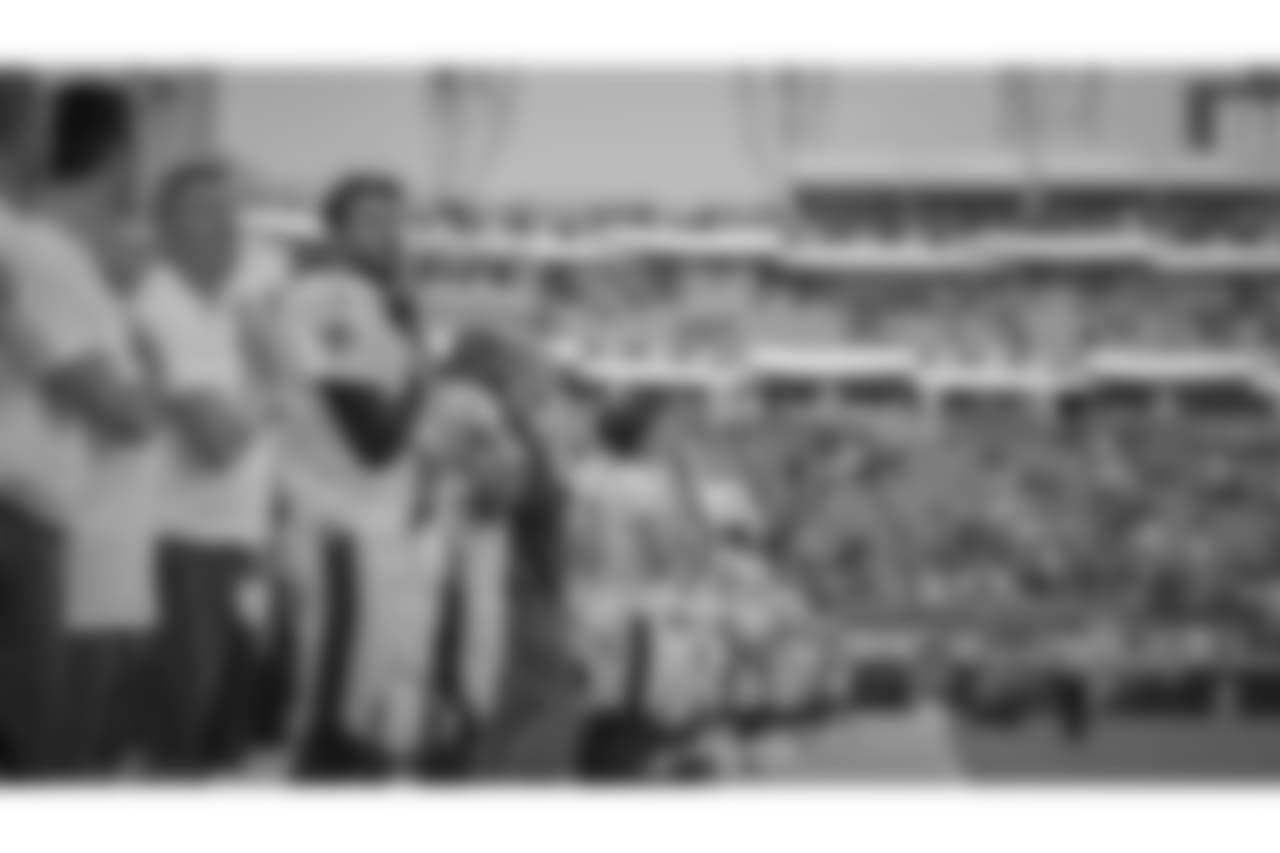 Gallery-Preseason-Game1-GameAction-1stHalf-Jaguars-2008-080918-082