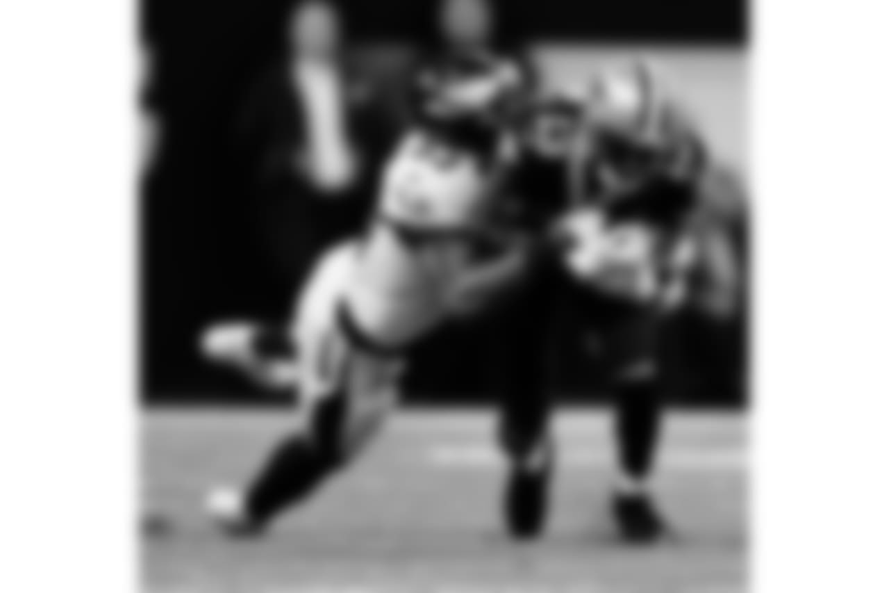 Saints 20 - Eagles 14 (W)
Divisional Game
Michael C. Hebert