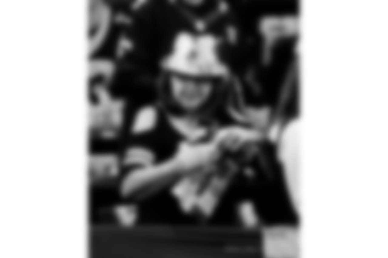 Gallery-NOSLAR-WK9-110418-0104
