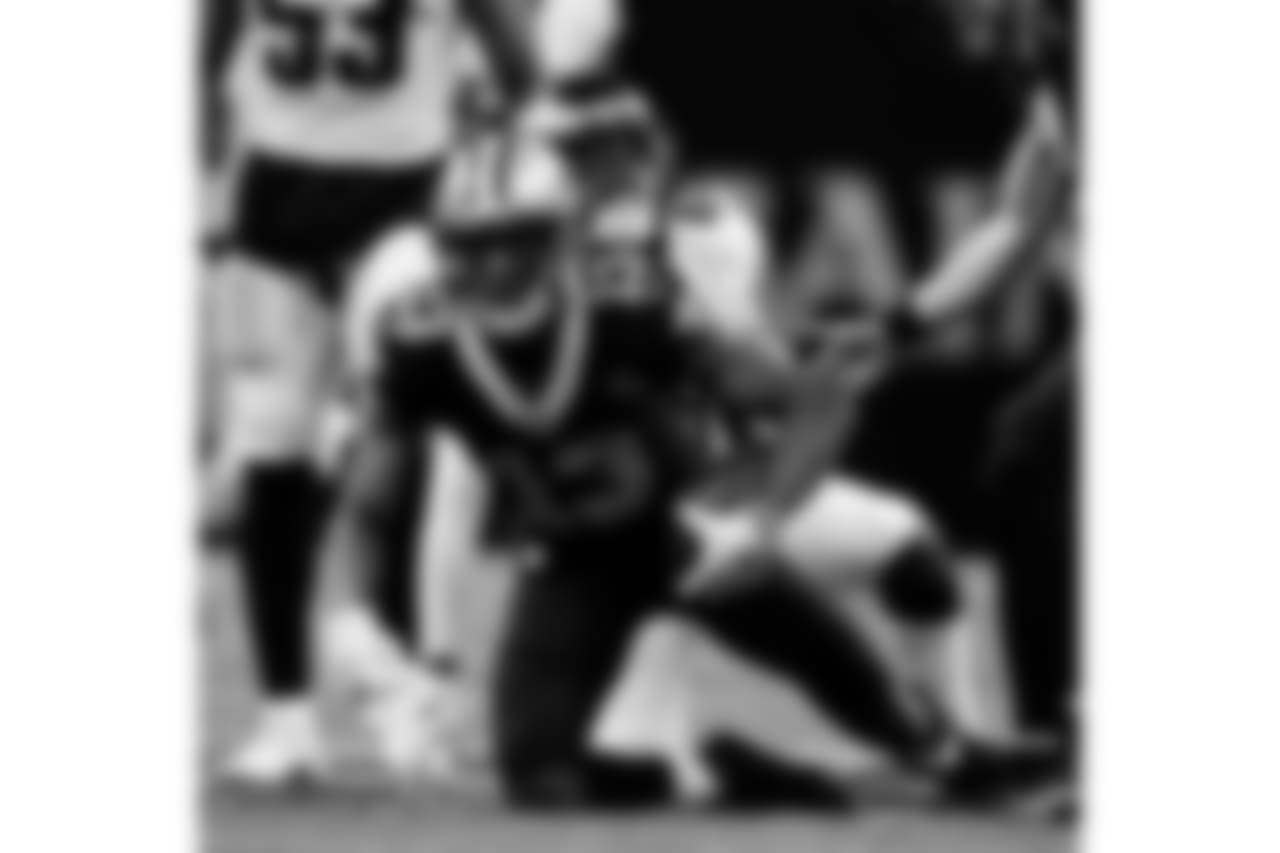Saints 20 - Eagles 14 (W)
Divisional Game
Michael C. Hebert