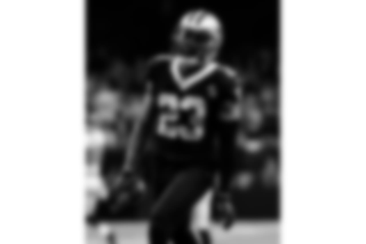 Saints 20 - Eagles 14 (W)
Divisional Game
Michael C. Hebert
