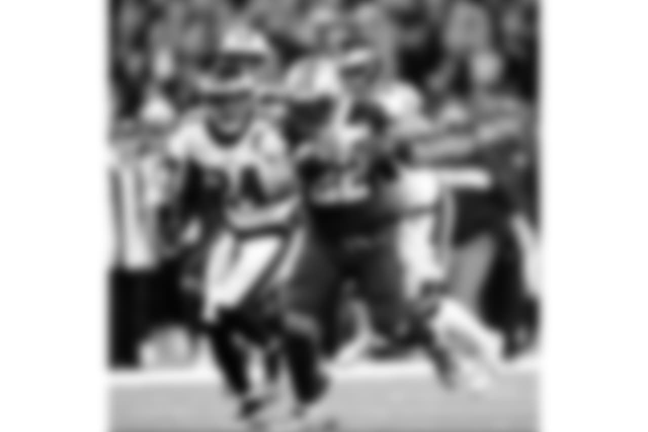 Saints 20 - Eagles 14 (W)
Divisional Game
Michael C. Hebert