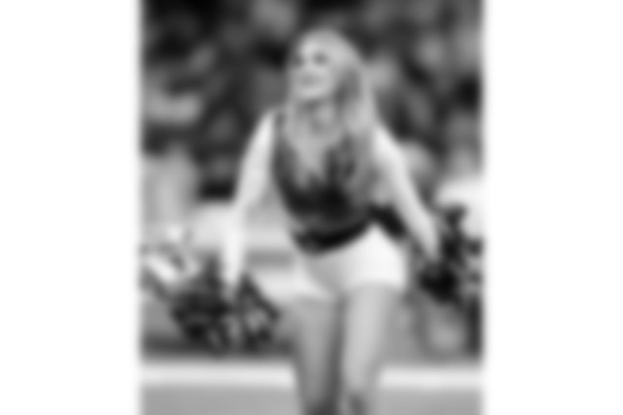 Gallery-NOSLAR-WK9-110418-0403