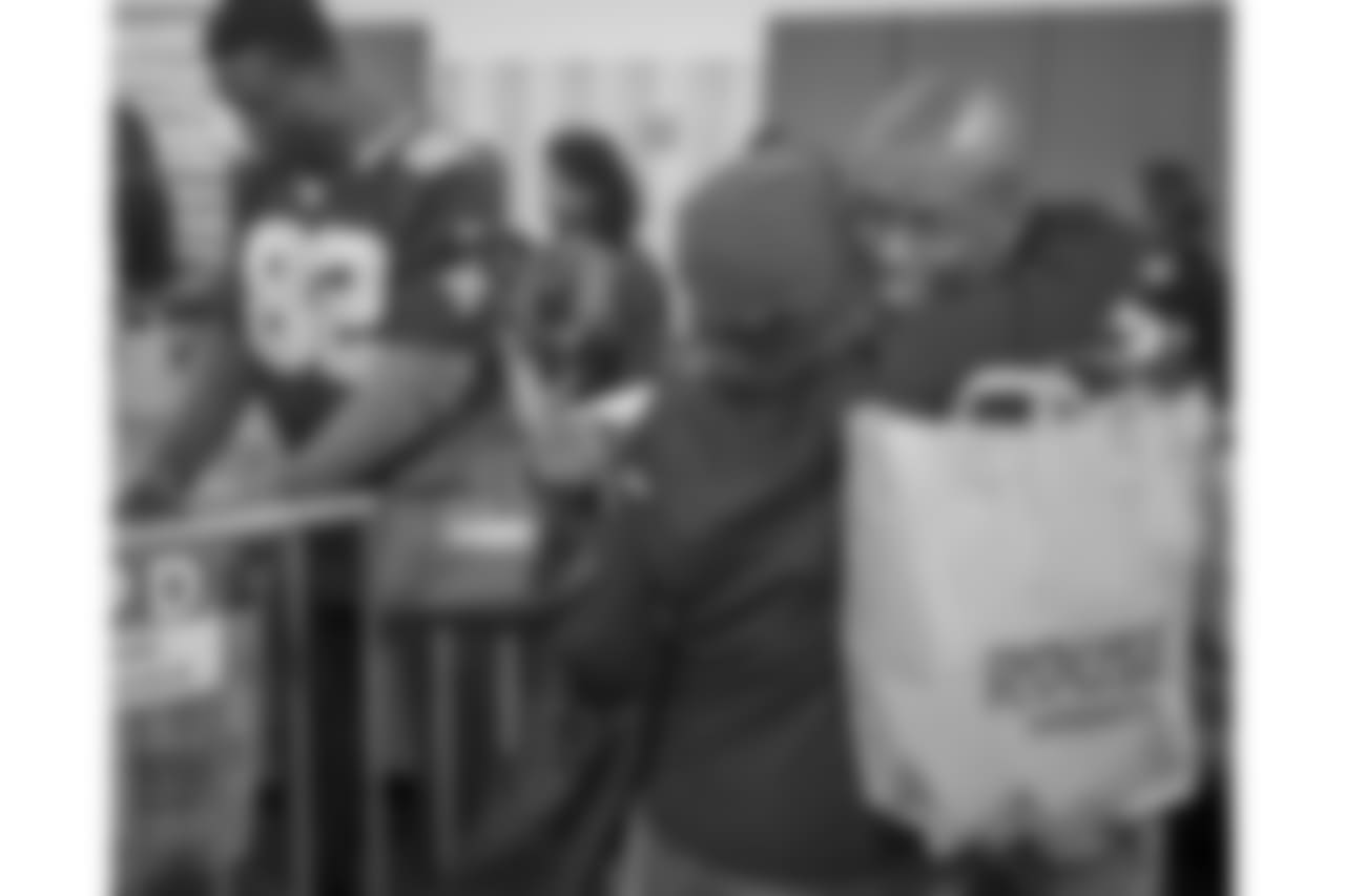 2560-1440-Gallery-saints-YMCA_Turkey-0497