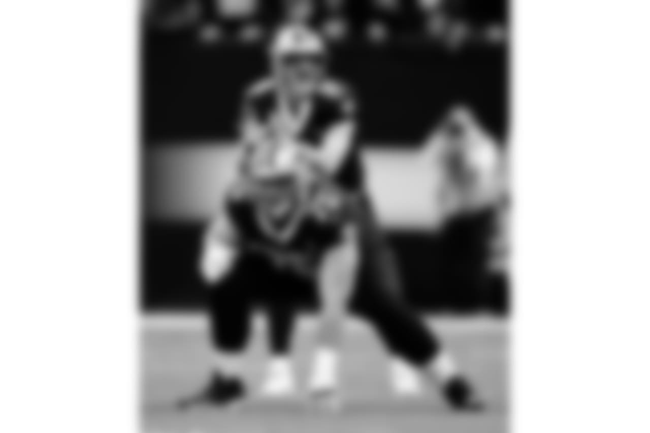 Saints 20 - Eagles 14 (W)
Divisional Game
Michael C. Hebert