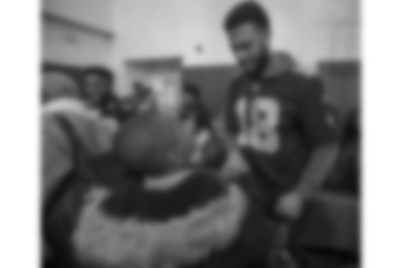 2560-1440-Gallery-saints-YMCA_Turkey-0233