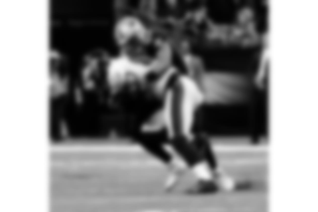 Saints 20 - Eagles 14 (W)
Divisional Game
Michael C. Hebert