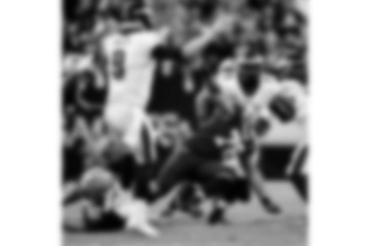 Saints 20 - Eagles 14 (W)
Divisional Game
Michael C. Hebert