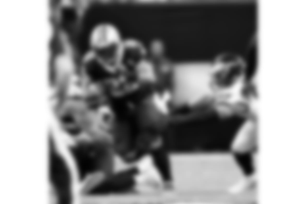 Saints 20 - Eagles 14 (W)
Divisional Game
Michael C. Hebert