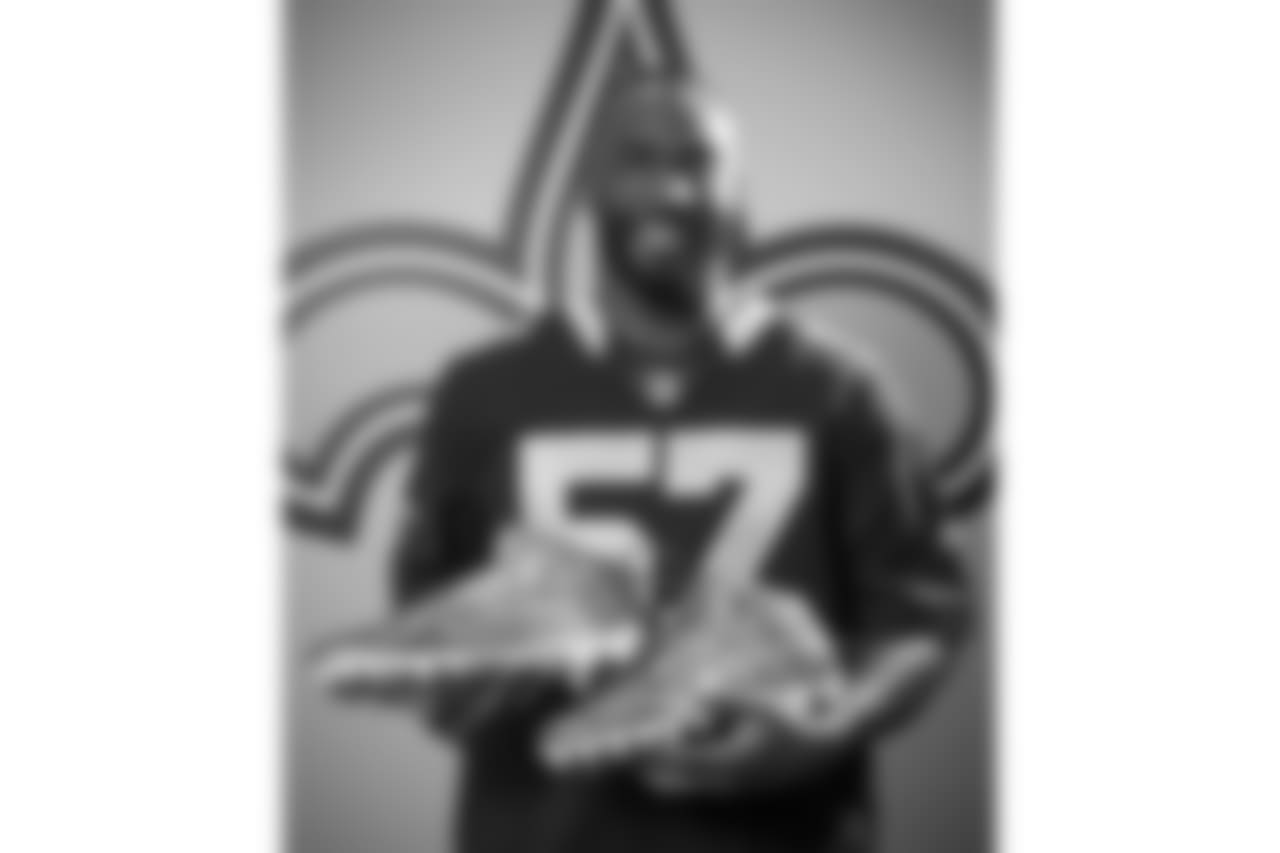 New Orleans Saints defensive end Alex Okafor supports Breast Cancer Awareness during 2018 My Cause My Cleats.