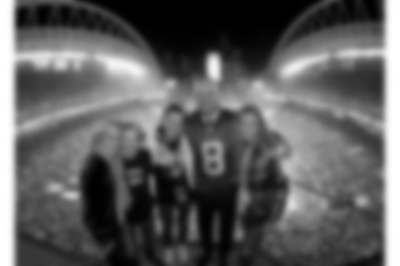 lm_LLM30235