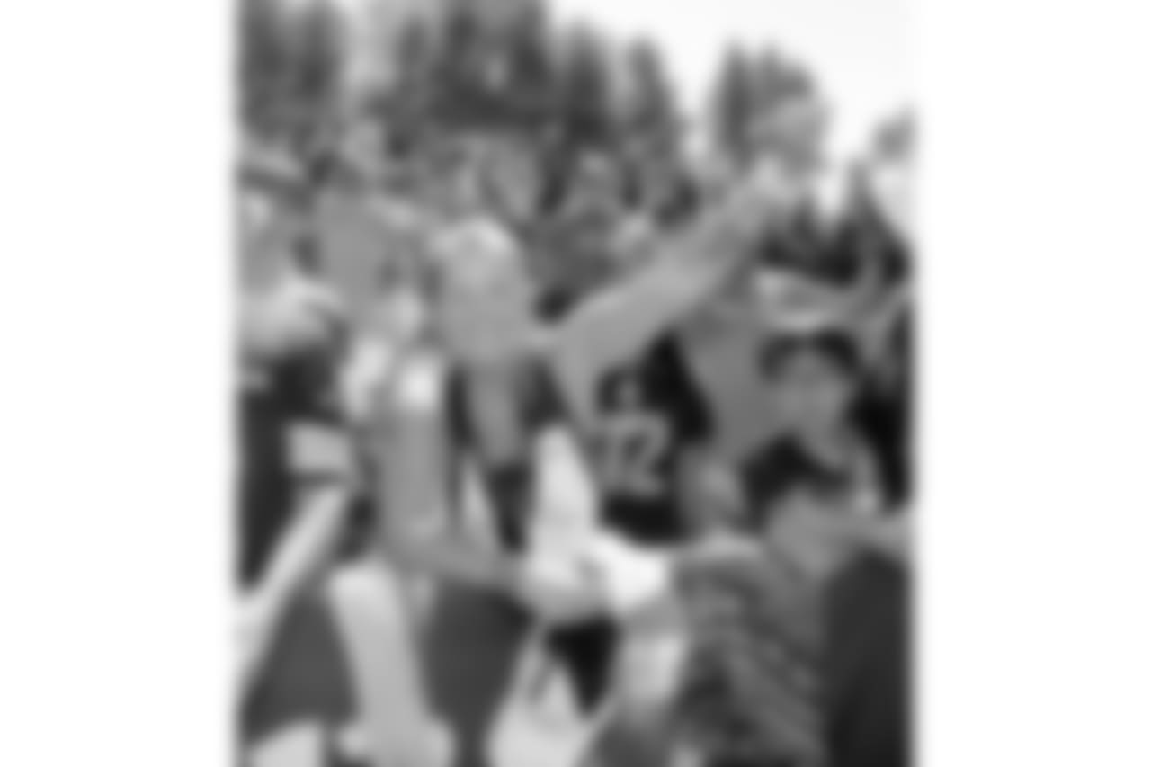 1cstf_EK2V8119