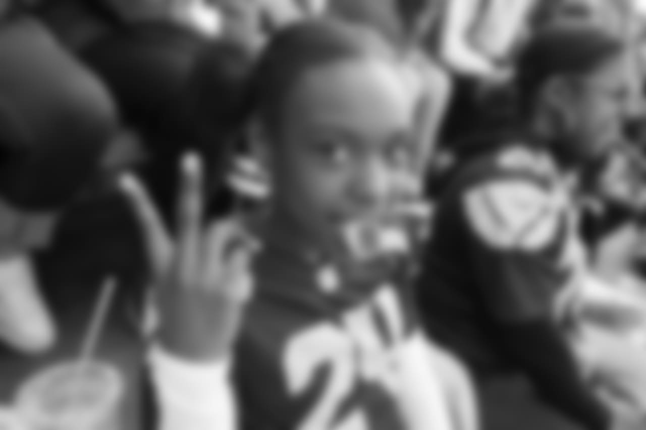 **_Annaiya Hawkins (11)_**
--------------------------
"I've overcome being shy and not caring about others opinions."